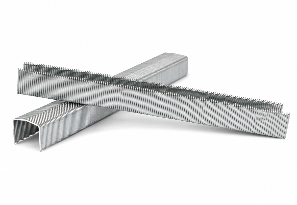 Superior 3/8 Galvanized Divergent Staples for Bostitch & Salco